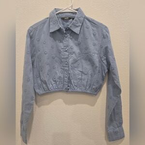 Blue Cropped Button‎ Down Shirt with Dress Collar